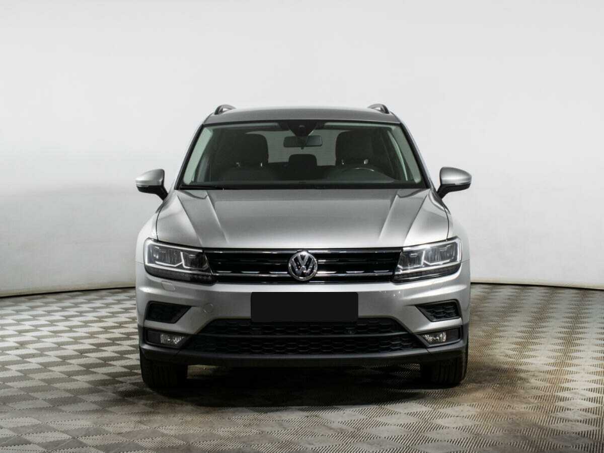 Volkswagen Tiguan L, 2020 - фото №2