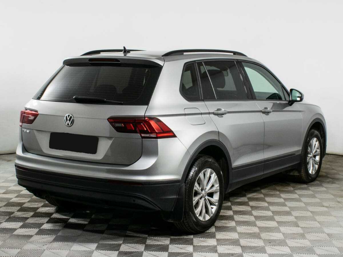 Volkswagen Tiguan L, 2020 - фото №4
