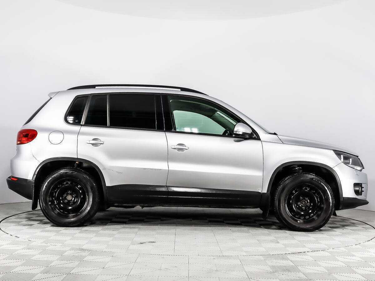Volkswagen Tiguan, 2014 - фото №4