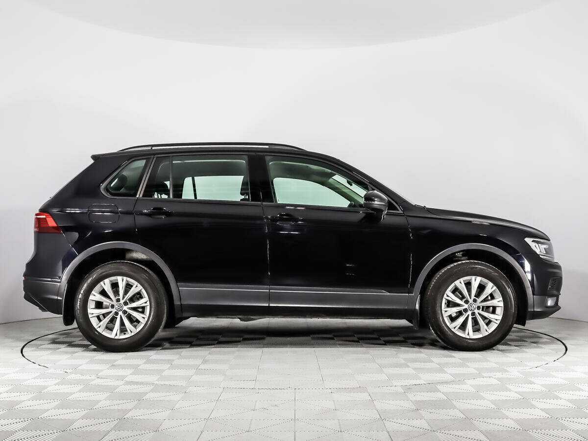 Volkswagen Tiguan L, 2019 - фото №4