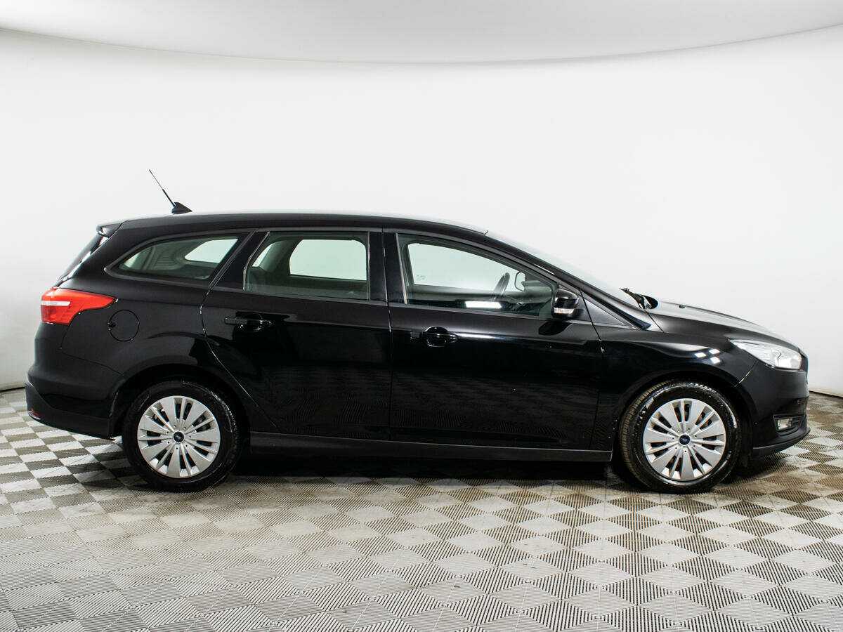 Ford Focus, 2018 - фото №4