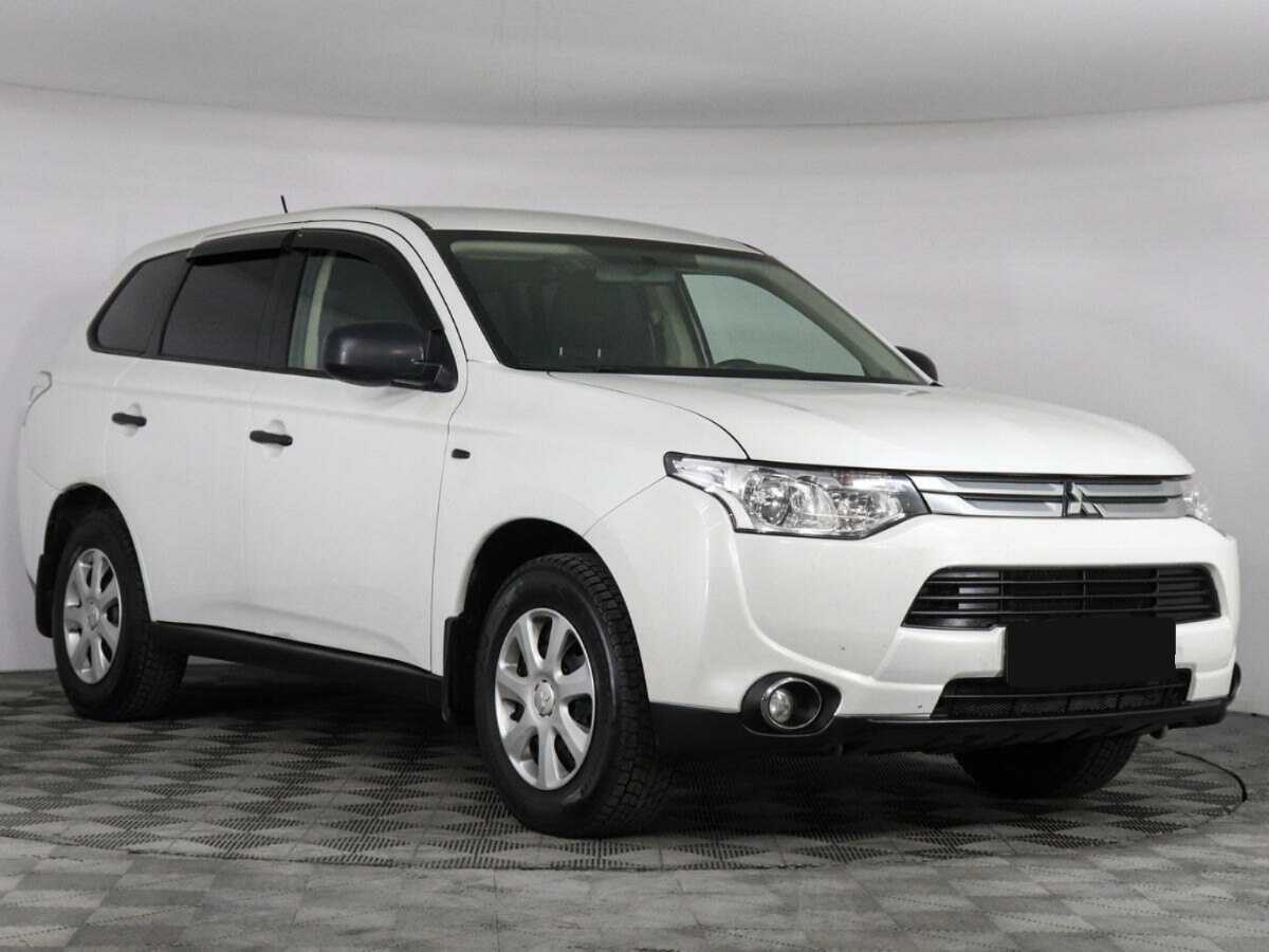 Mitsubishi Outlander, 2014 - фото №3
