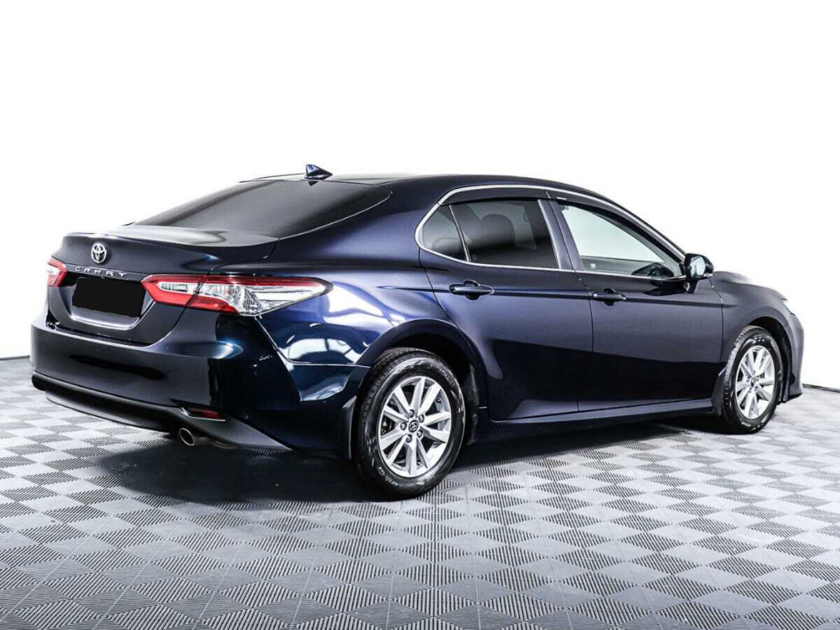 Toyota Camry, 2020 - фото №4