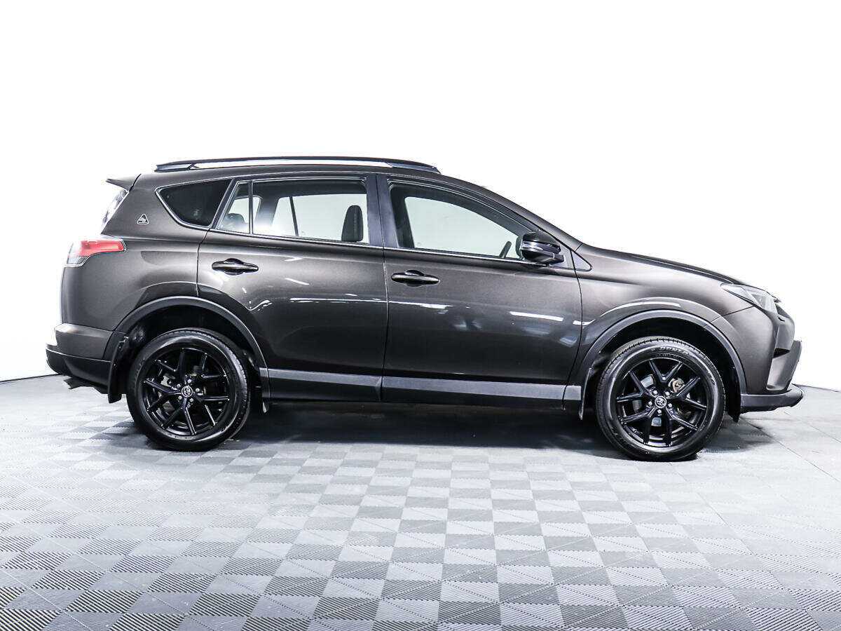 Toyota RAV4, 2018 - фото №3