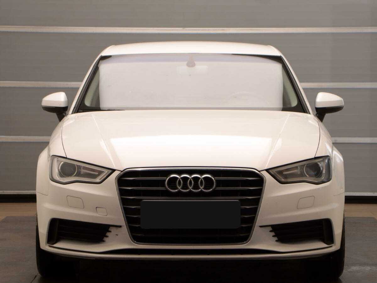 Audi A3, 2015 - фото №2