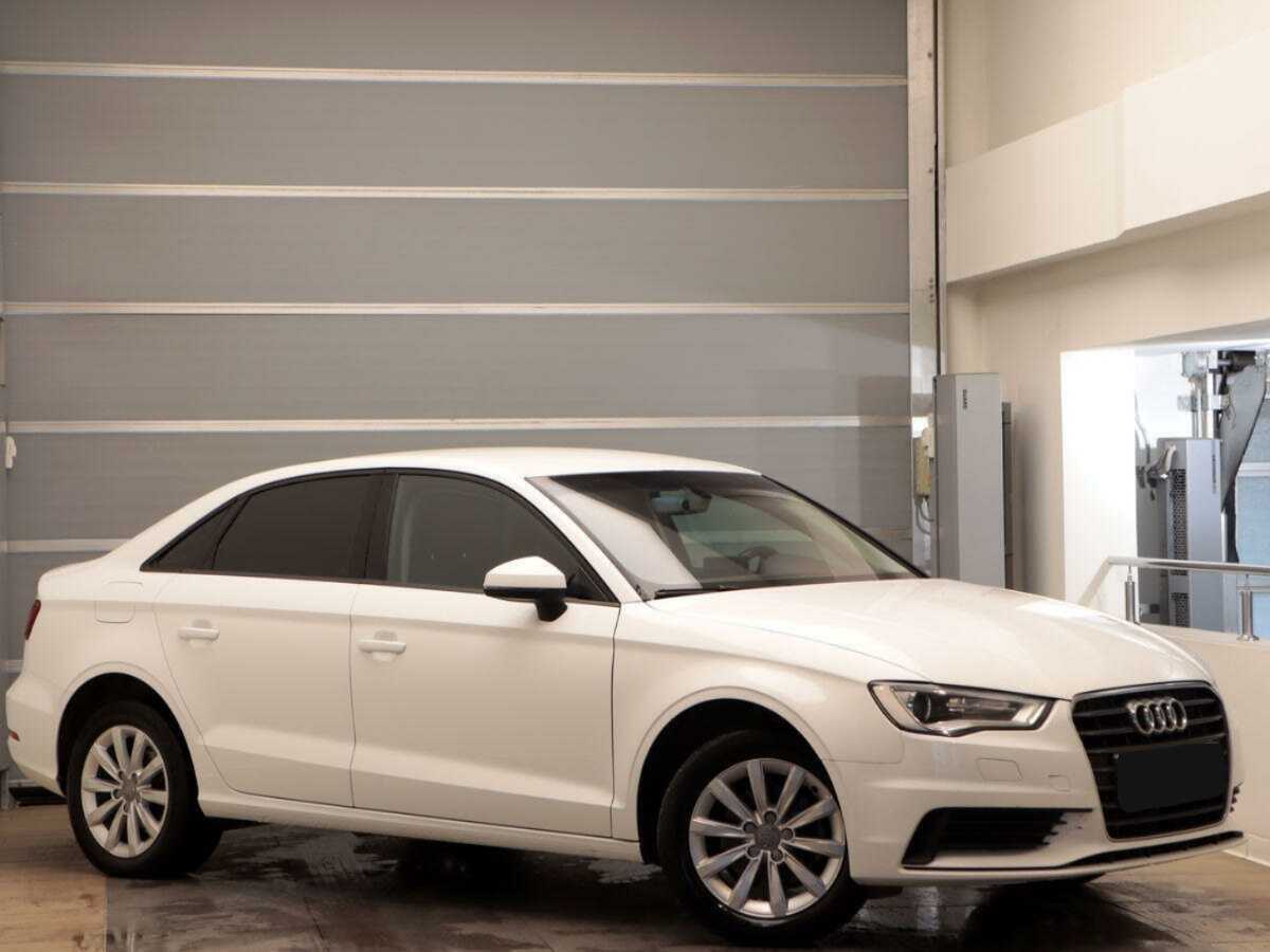 Audi A3, 2015 - фото №3