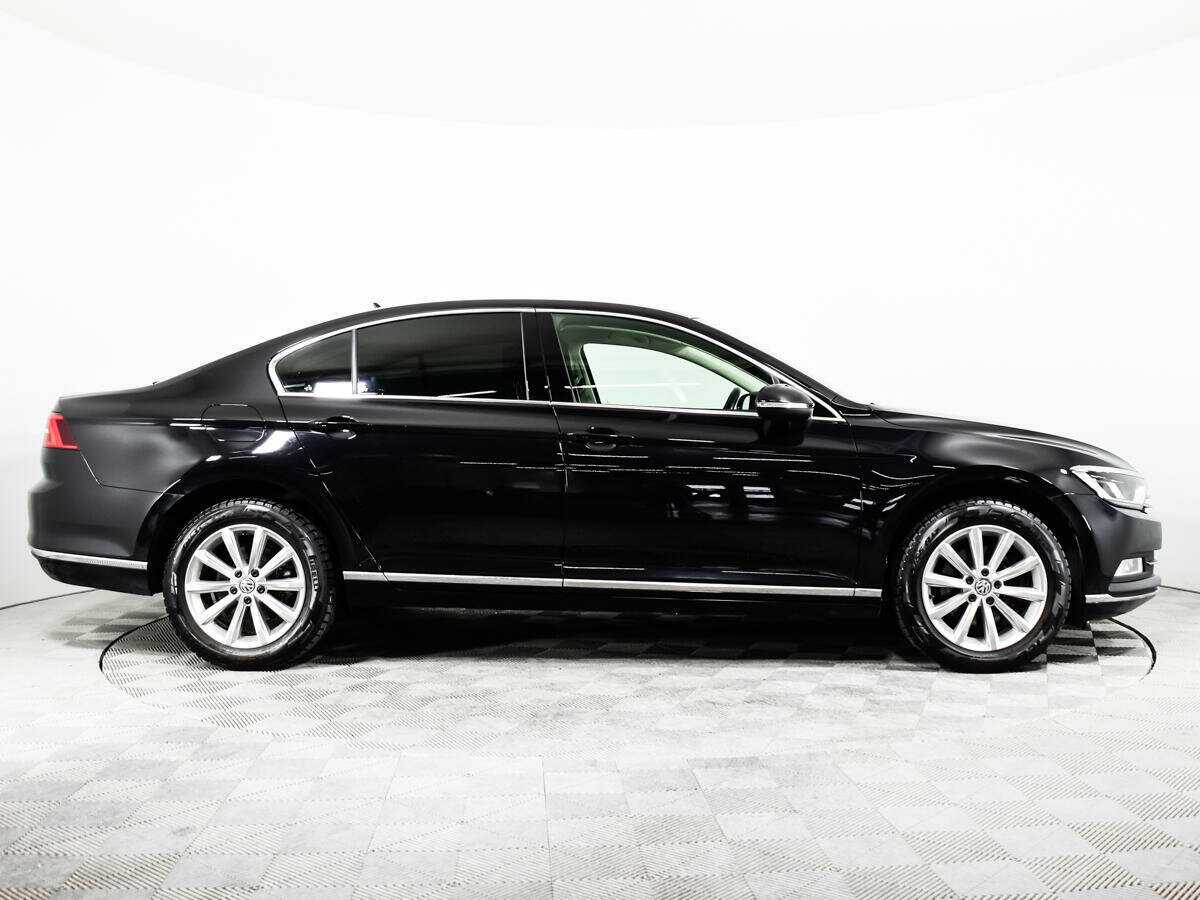 Volkswagen Passat, 2016 - фото №4