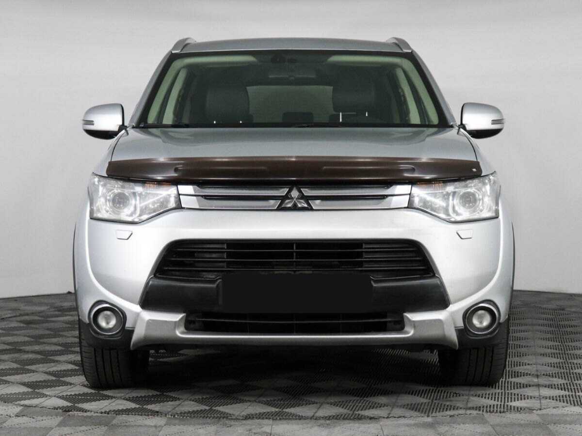 Mitsubishi Outlander, 2014 - фото №2