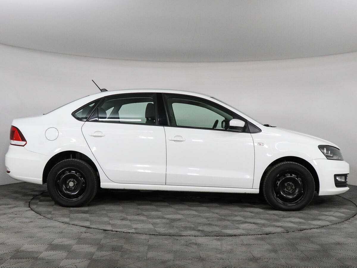 Volkswagen Polo, 2018 - фото №4