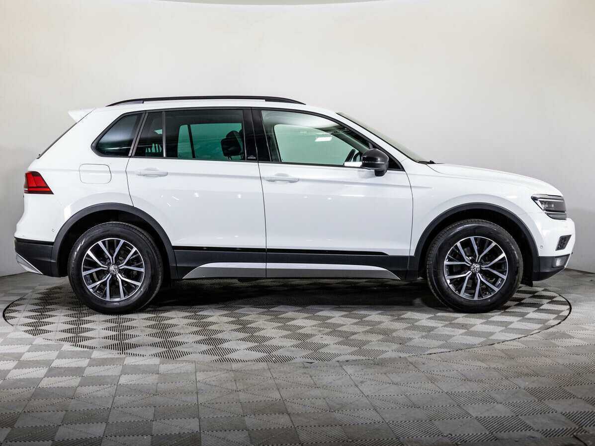 Volkswagen Tiguan, 2019 - фото №4
