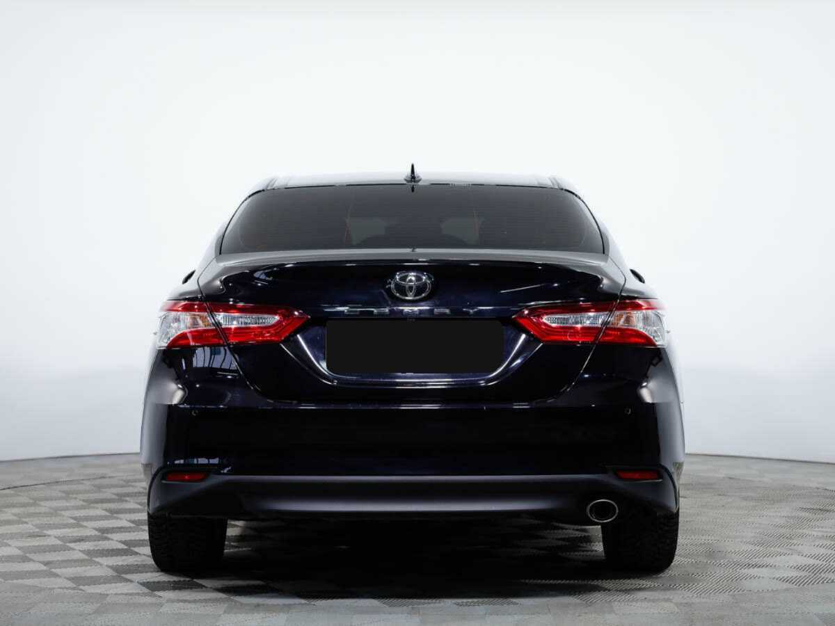 Toyota Camry, 2020 - фото №4