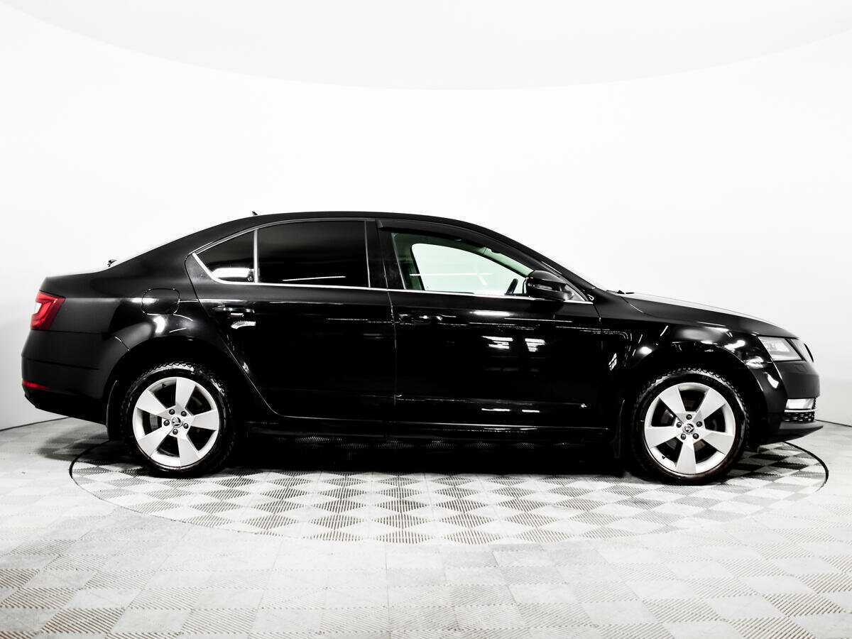 Skoda Octavia, 2019 - фото №4