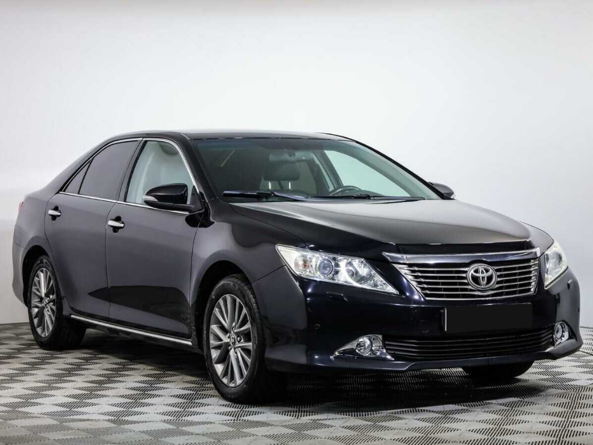 Toyota Camry, 2013 - фото №2