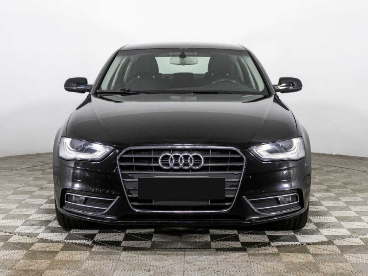 Audi A4, 2012 - фото №2