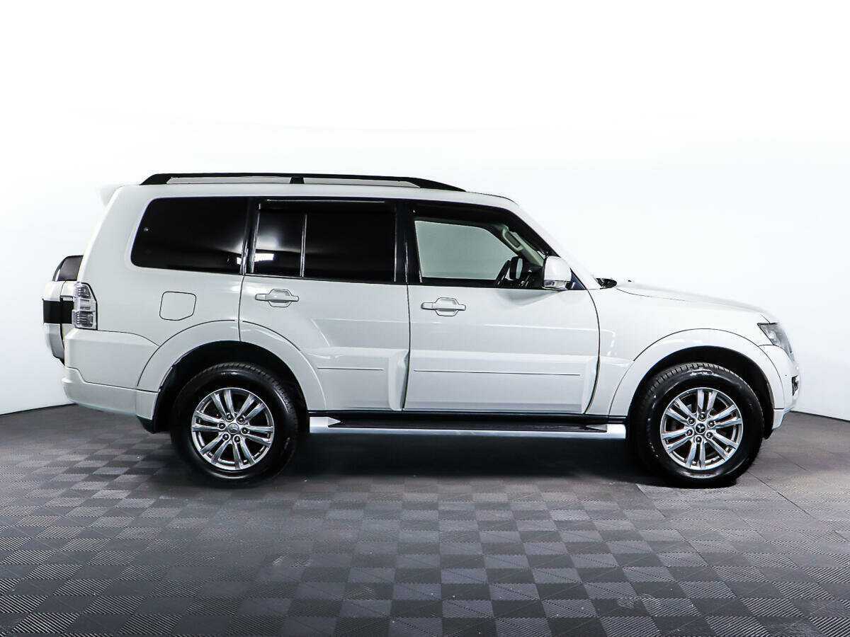 Mitsubishi Pajero, 2014 - фото №2
