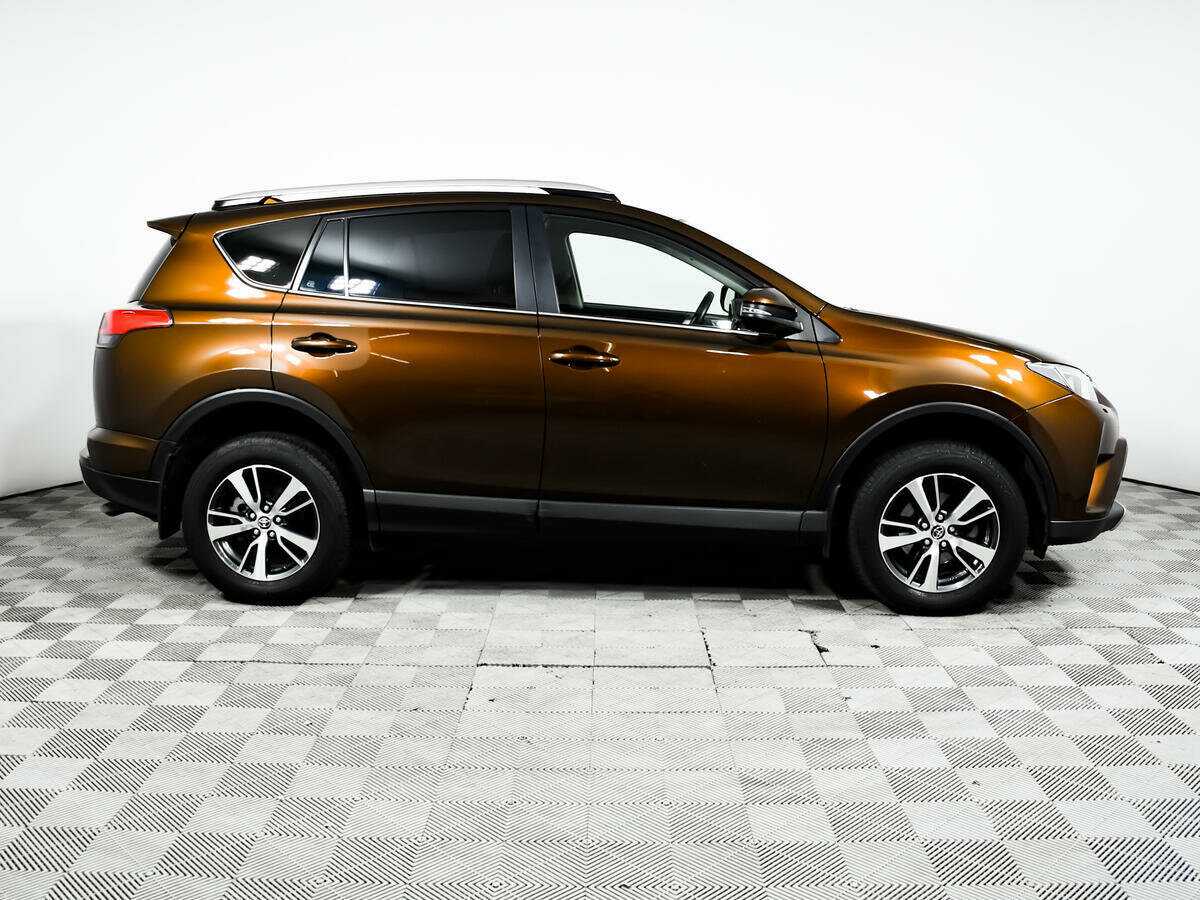 Toyota RAV4, 2017 - фото №4