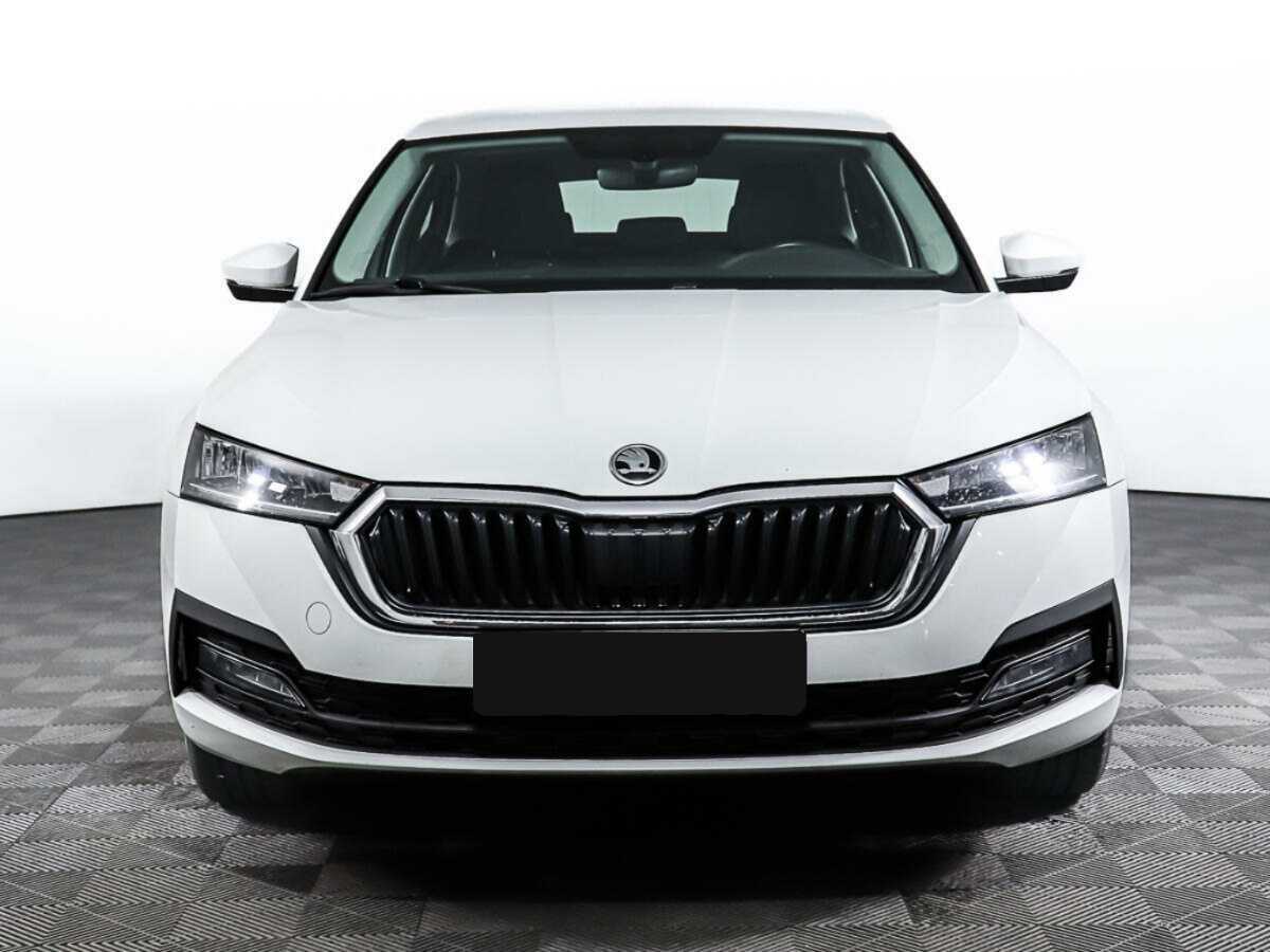 Skoda Octavia, 2021 - фото №2