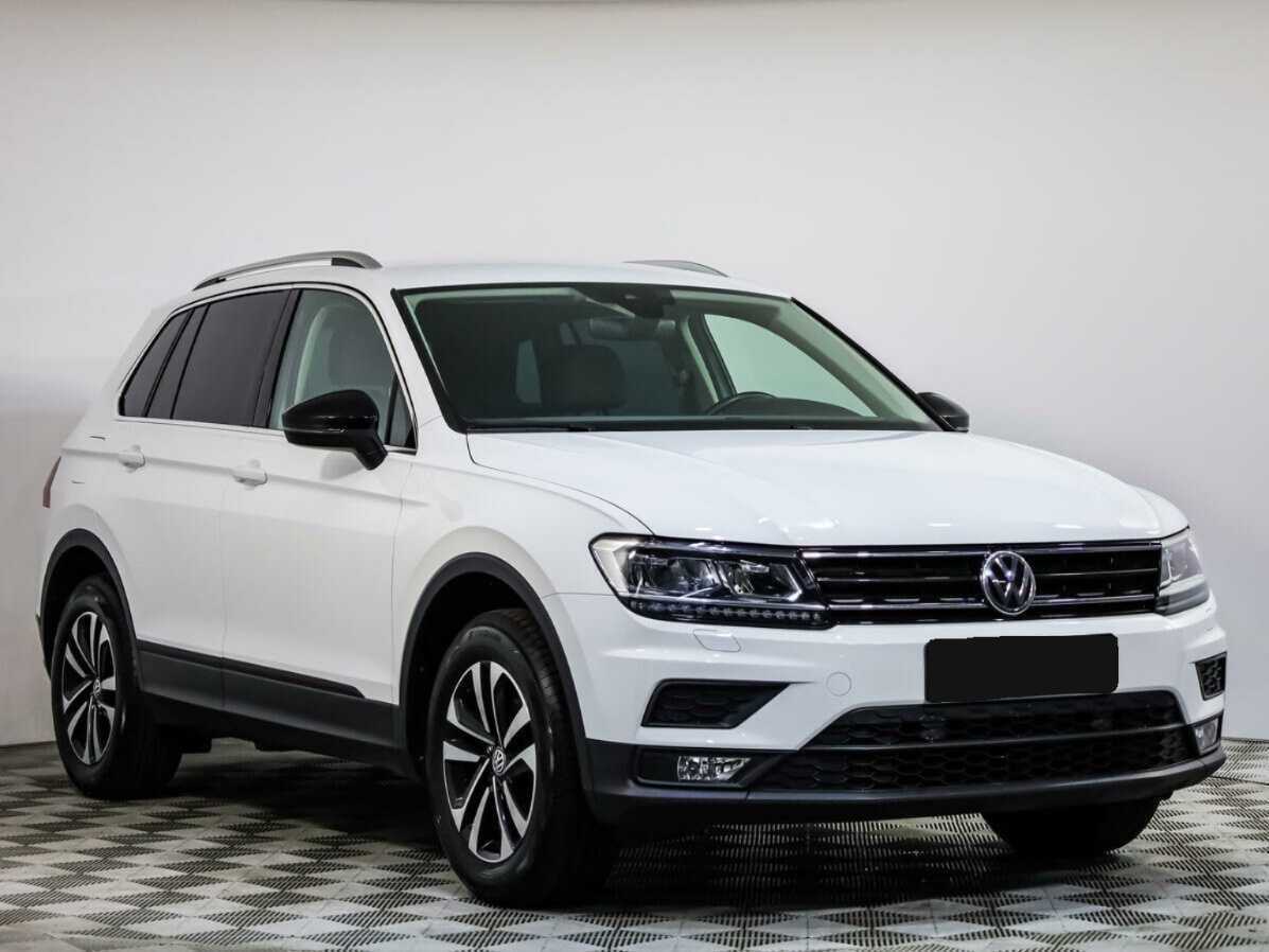 Volkswagen Tiguan L, 2019 - фото №2