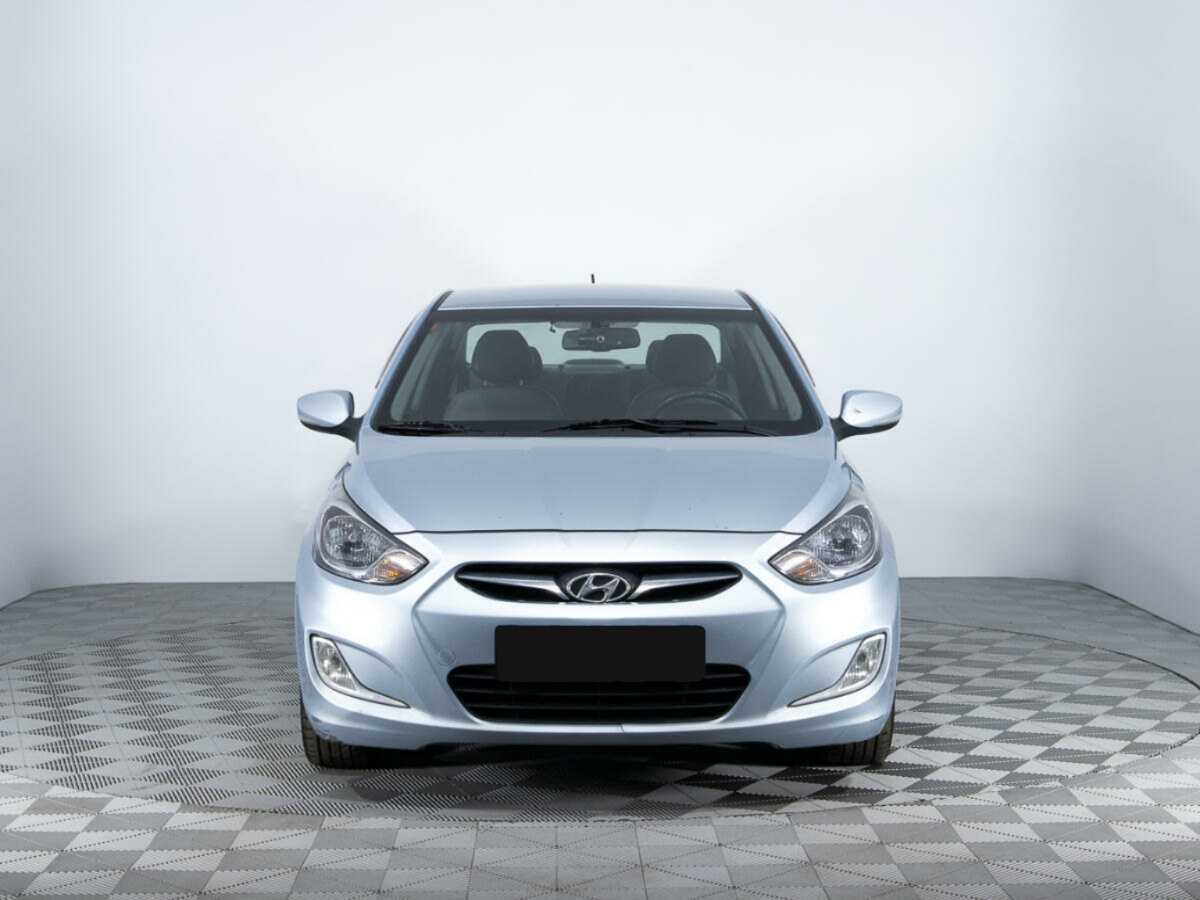Hyundai Solaris, 2012 - фото №2
