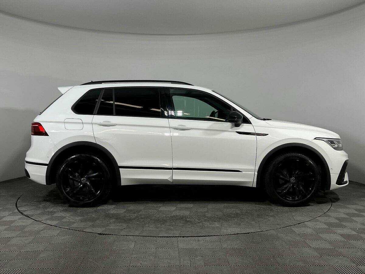 Volkswagen Tiguan, 2021 - фото №4