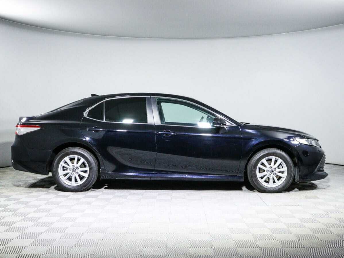 Toyota Camry, 2019 - фото №4