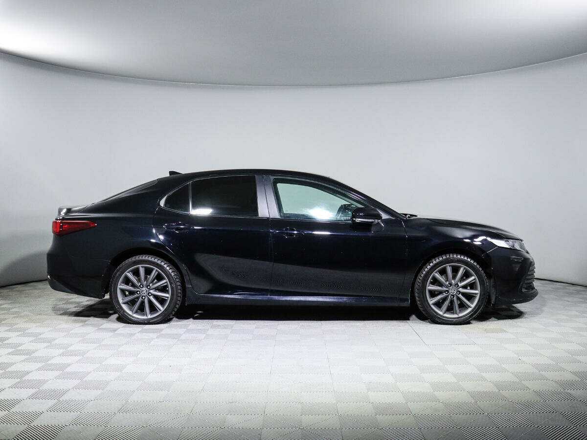 Toyota Camry, 2021 - фото №4