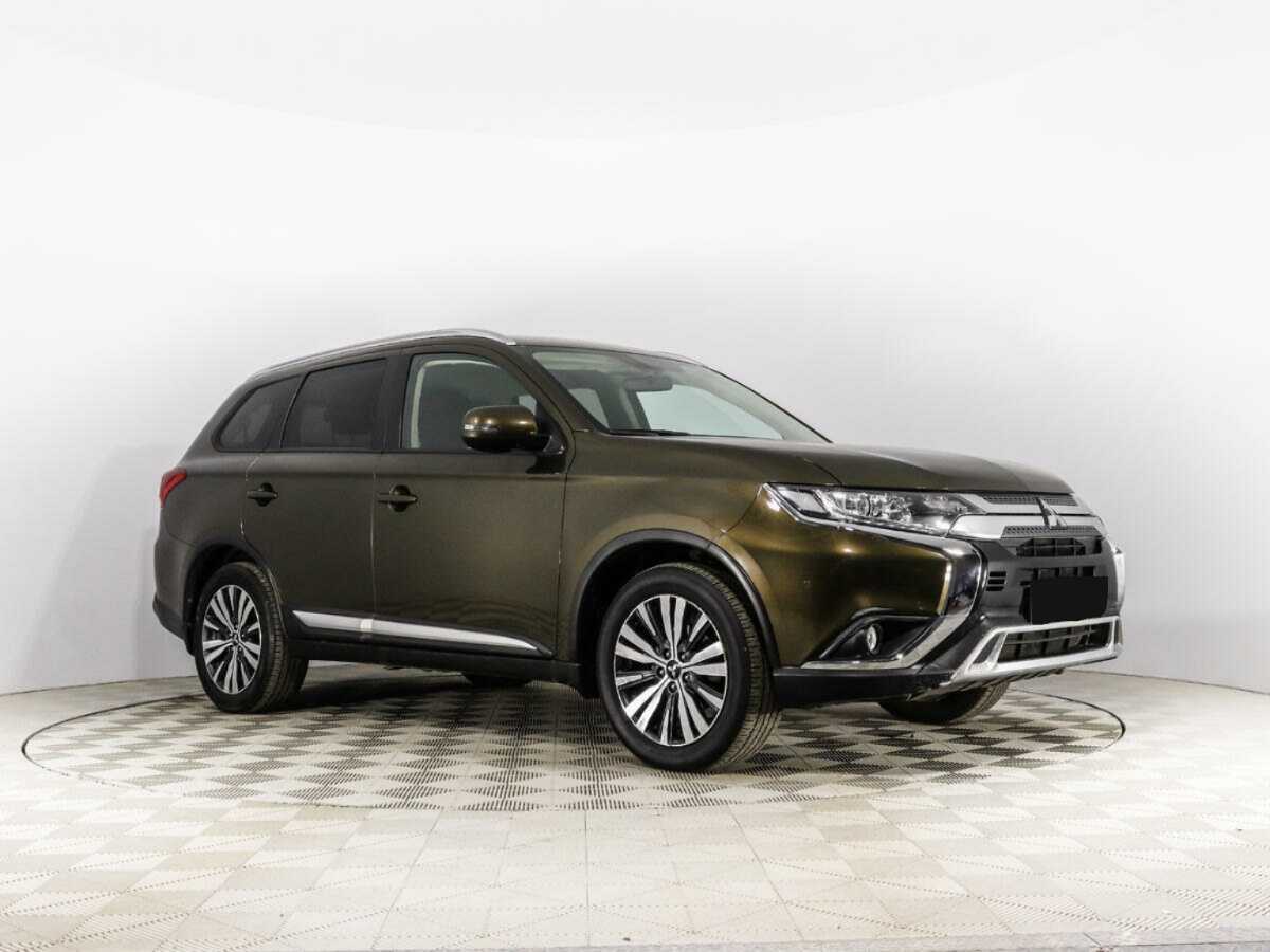 Mitsubishi Outlander, 2020 - фото №3