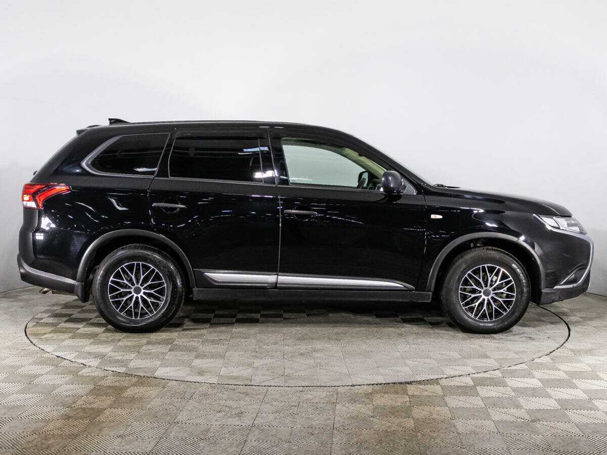 Mitsubishi Outlander, 2021 - фото №4