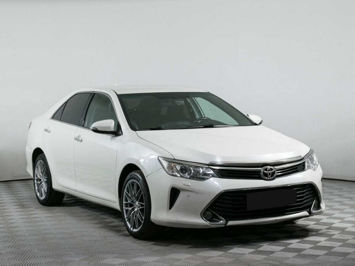 Toyota Camry, 2017 - фото №3