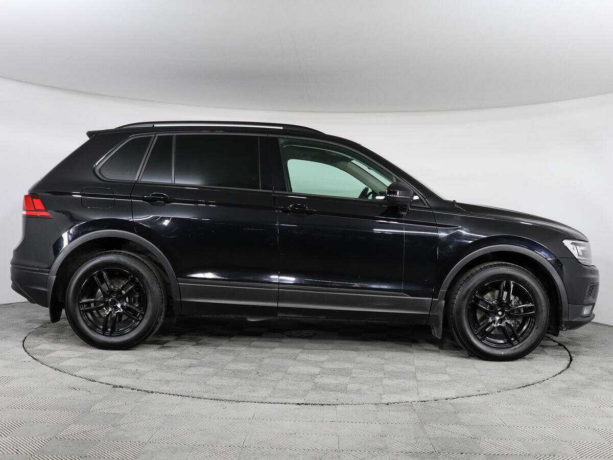 Volkswagen Tiguan, 2019 - фото №4