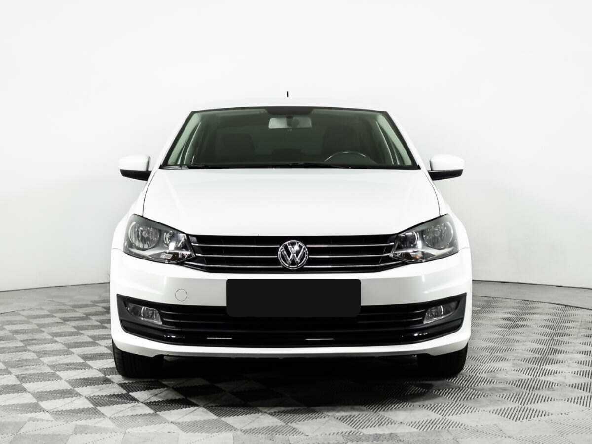 Volkswagen Polo, 2015 - фото №2