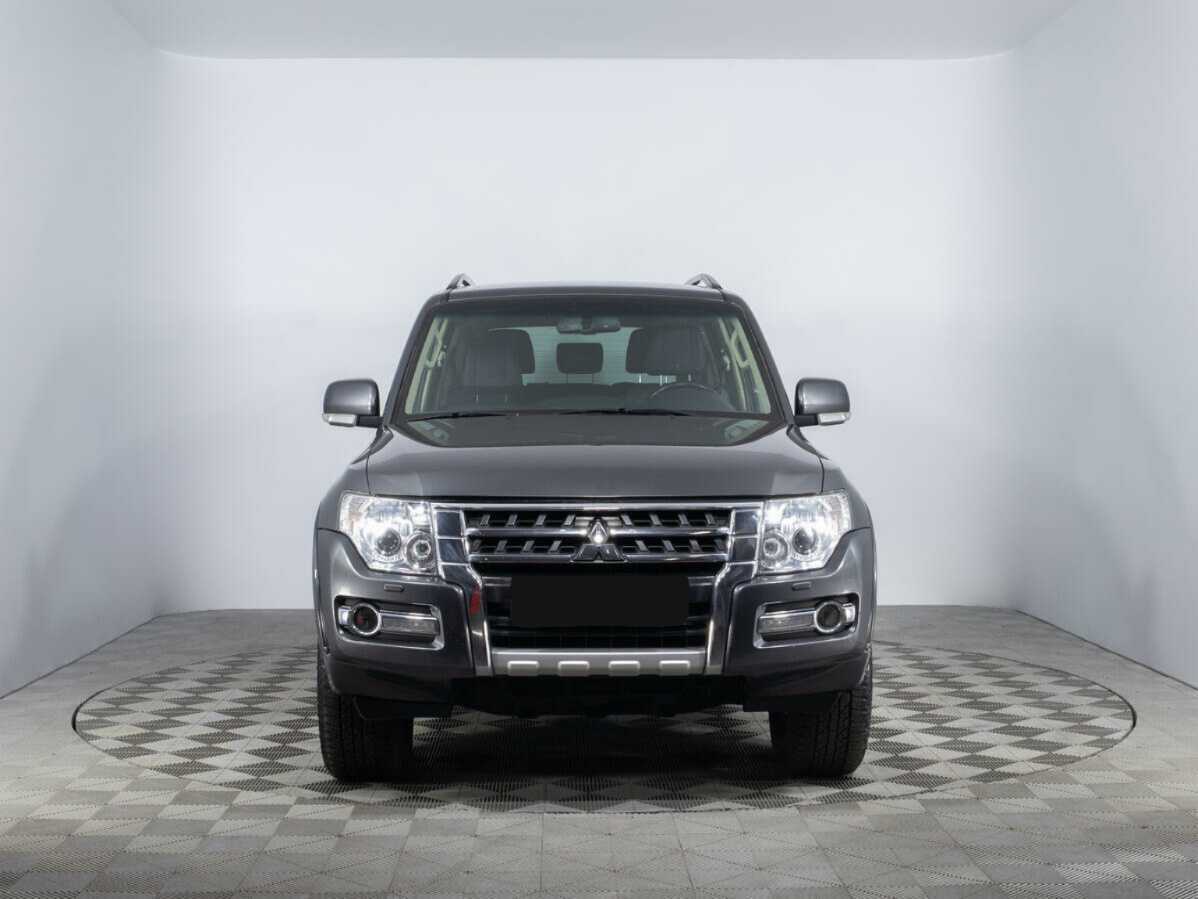 Mitsubishi Pajero, 2017 - фото №2