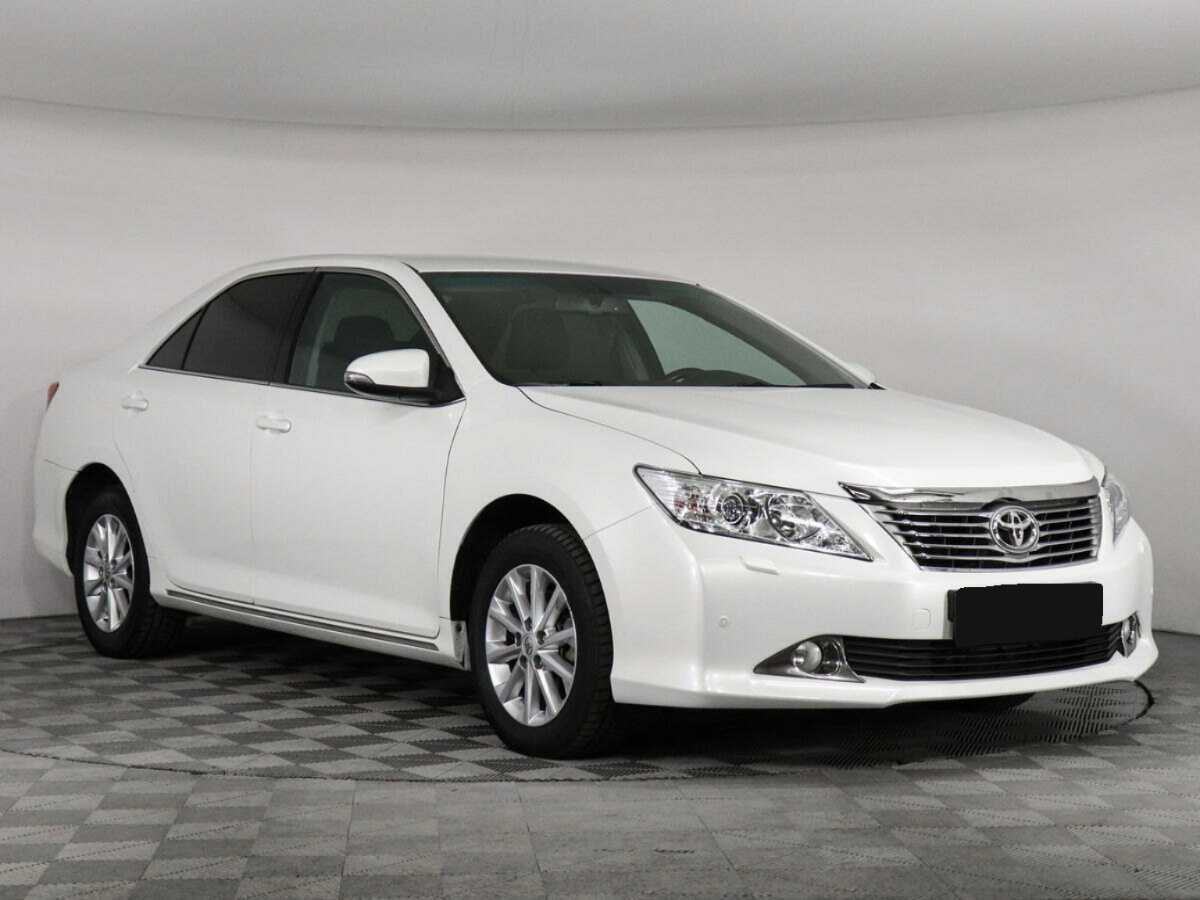 Toyota Camry, 2014 - фото №3