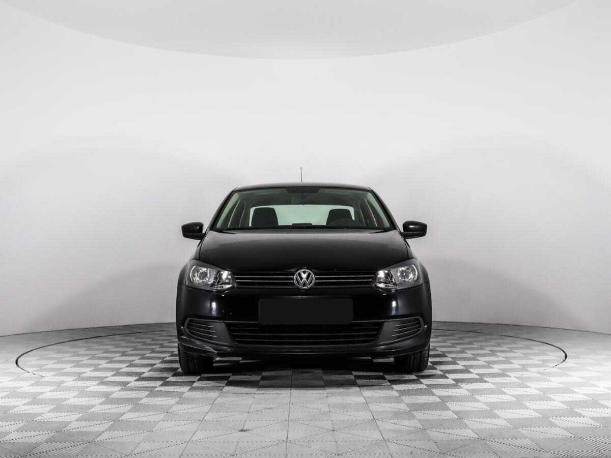 Volkswagen Polo, 2012 - фото №2