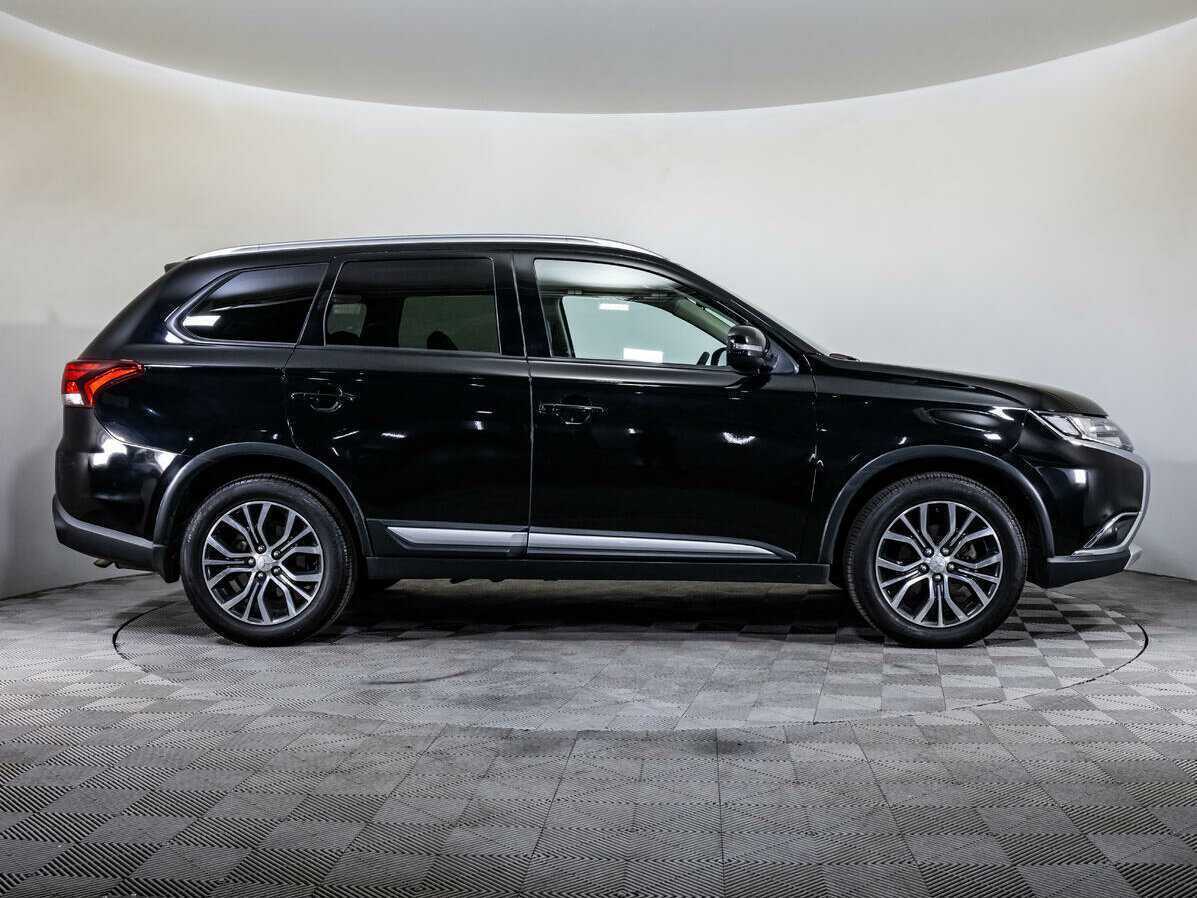 Mitsubishi Outlander, 2017 - фото №4
