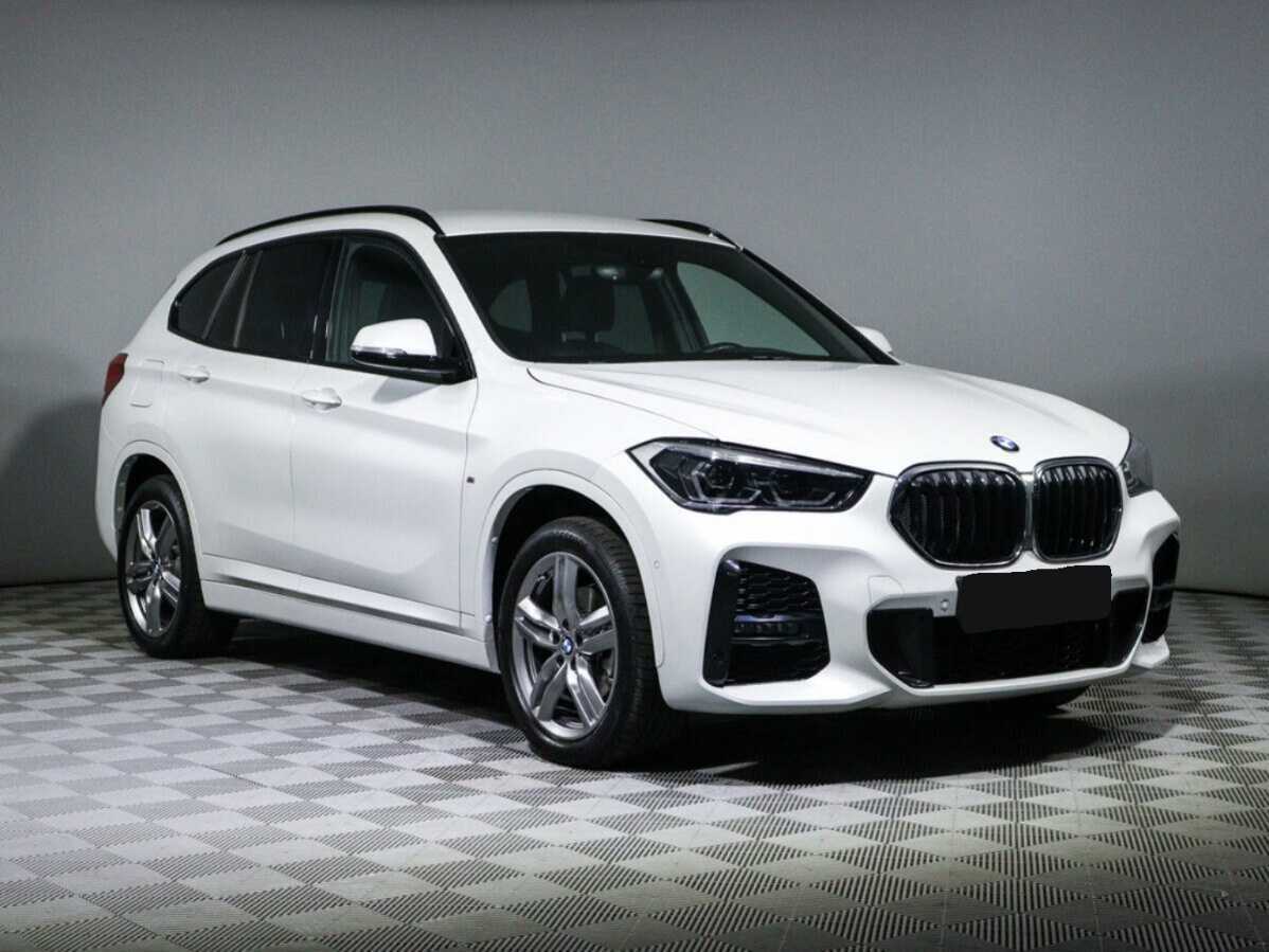 BMW X1 18d xDrive, 2020 - фото №3