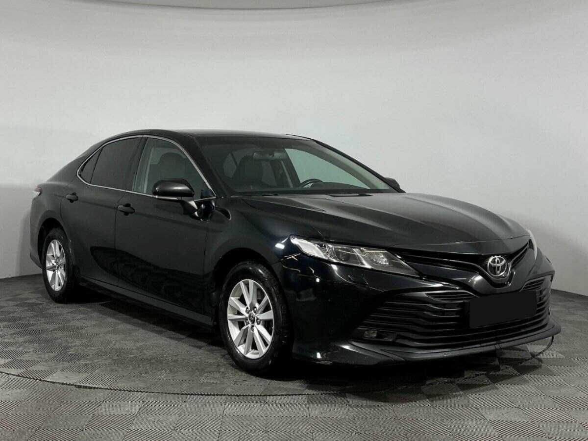 Toyota Camry, 2019 - фото №3