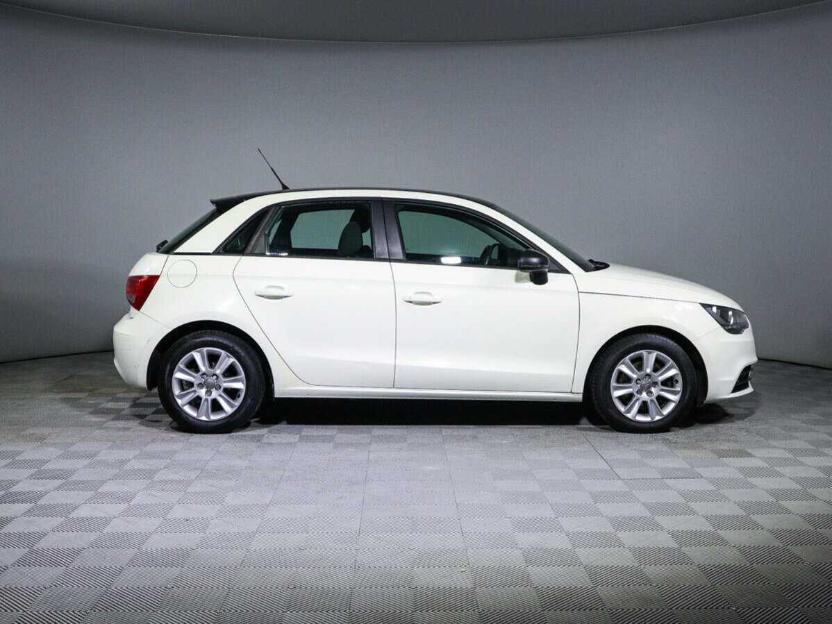 Audi A1 Sportback, 2013 - фото №4