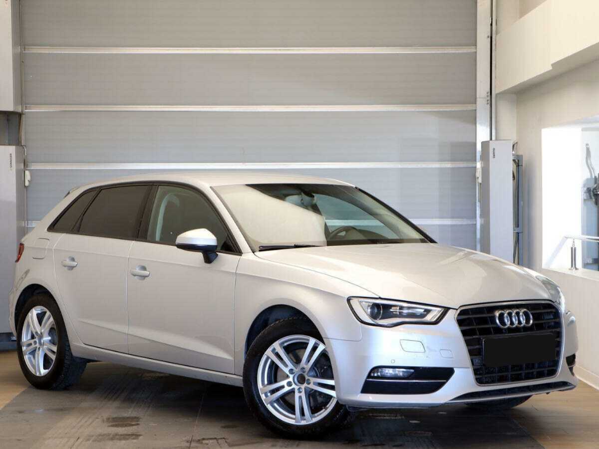 Audi A3 Sportback, 2013 - фото №3