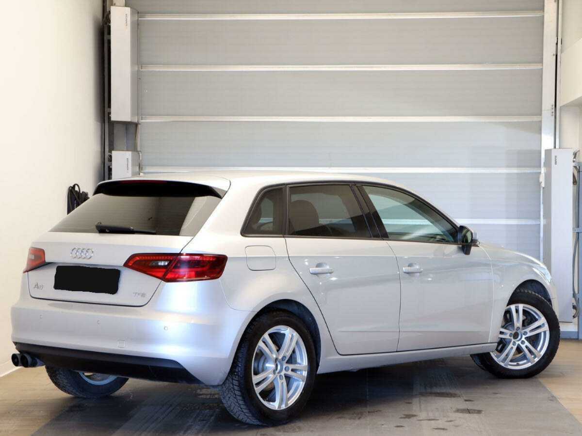 Audi A3 Sportback, 2013 - фото №4