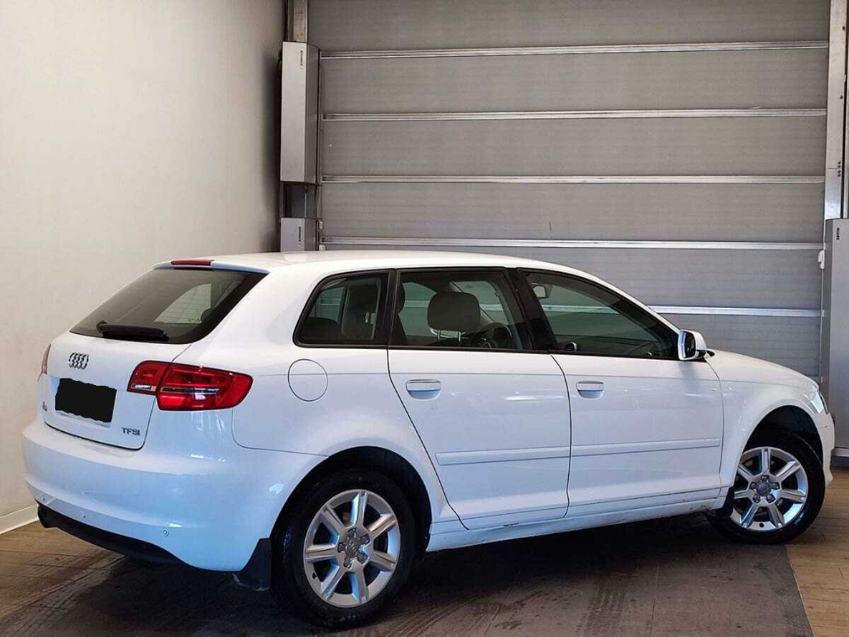 Audi A3 Sportback, 2012 - фото №4