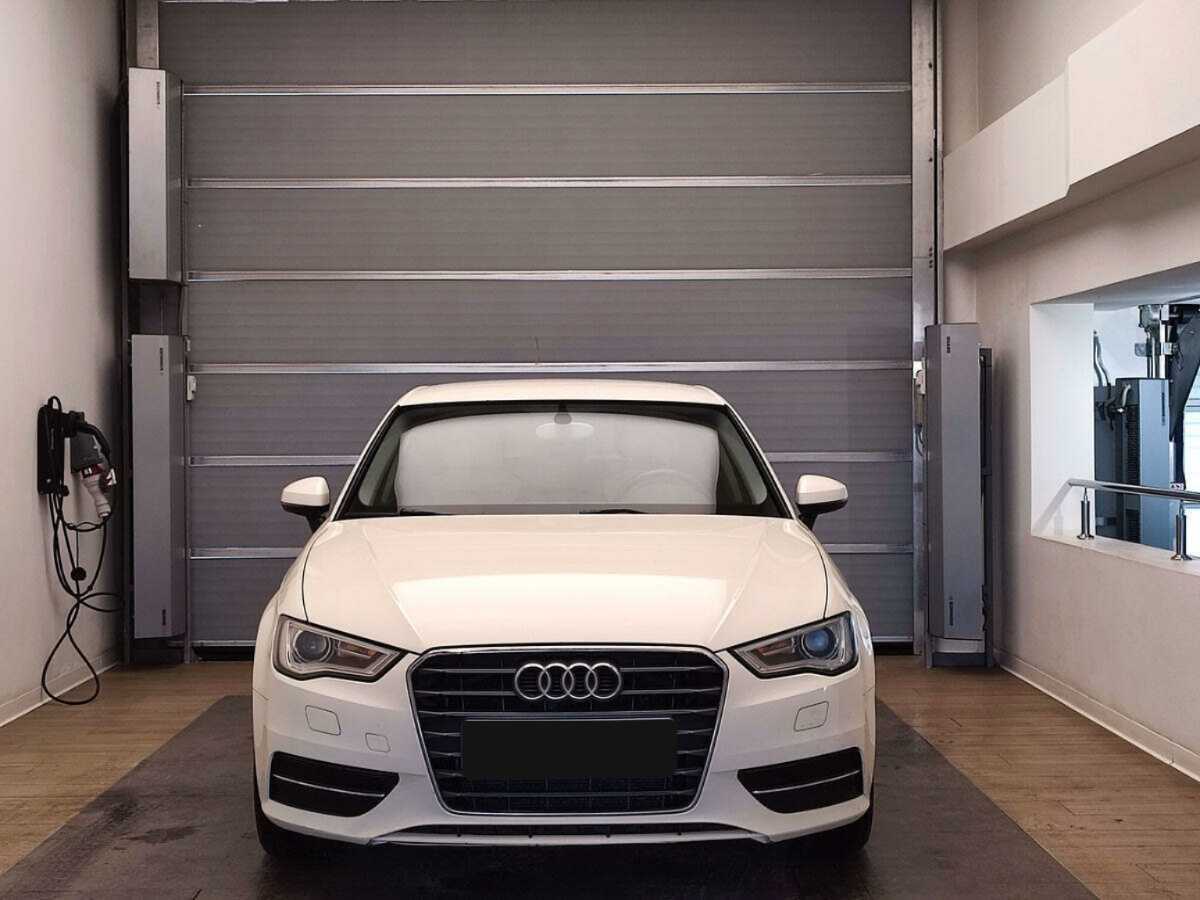 Audi A3 Sportback, 2013 - фото №2