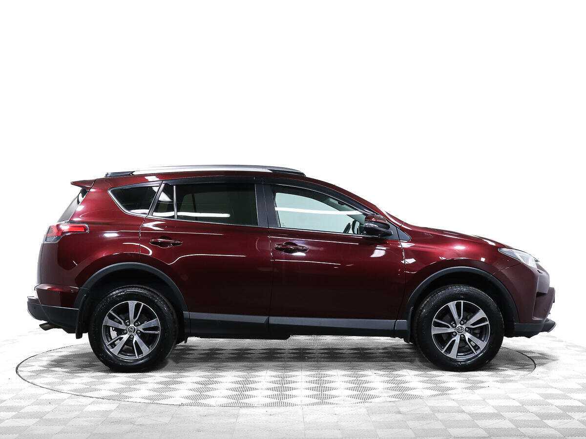 Toyota RAV4, 2018 - фото №3