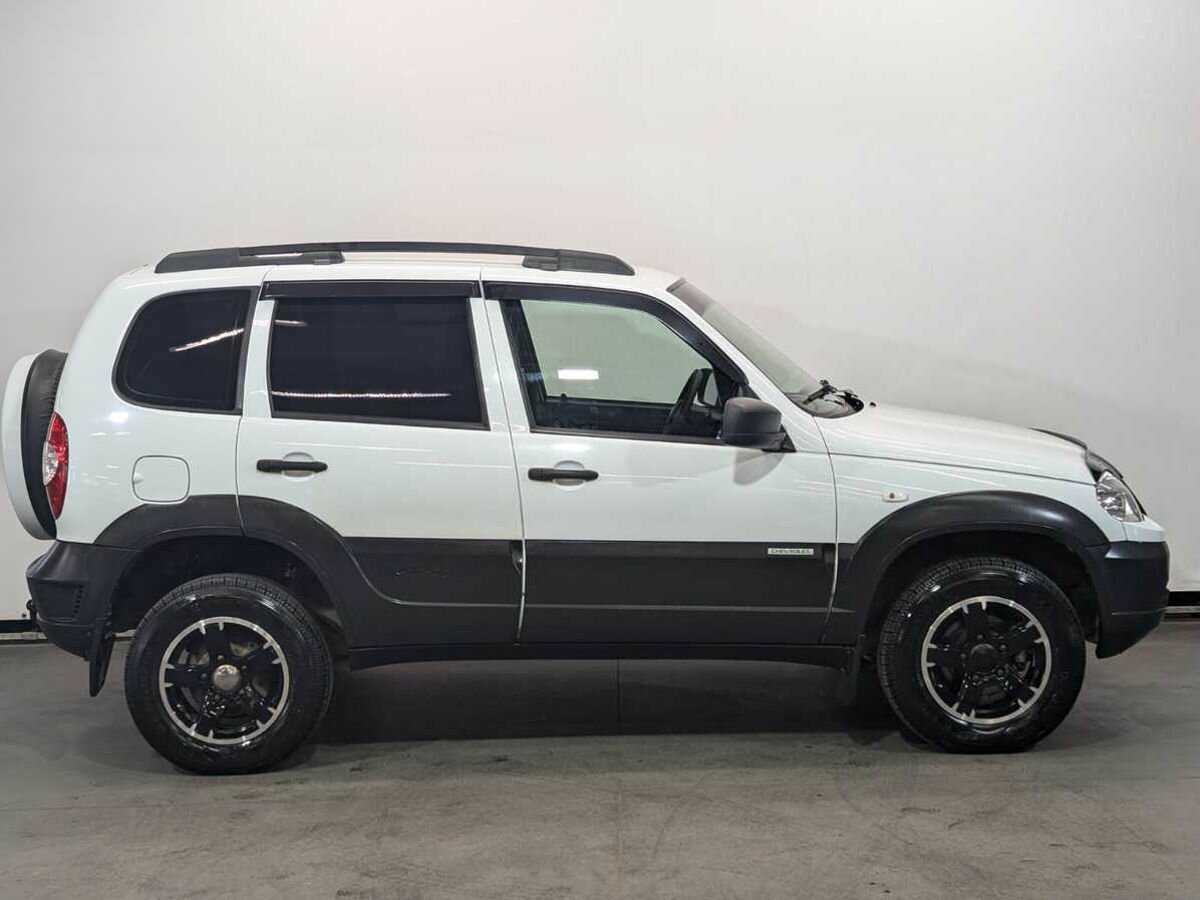 Chevrolet Niva, 2018 - фото №4