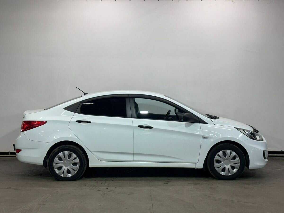 Hyundai Solaris, 2014 - фото №4