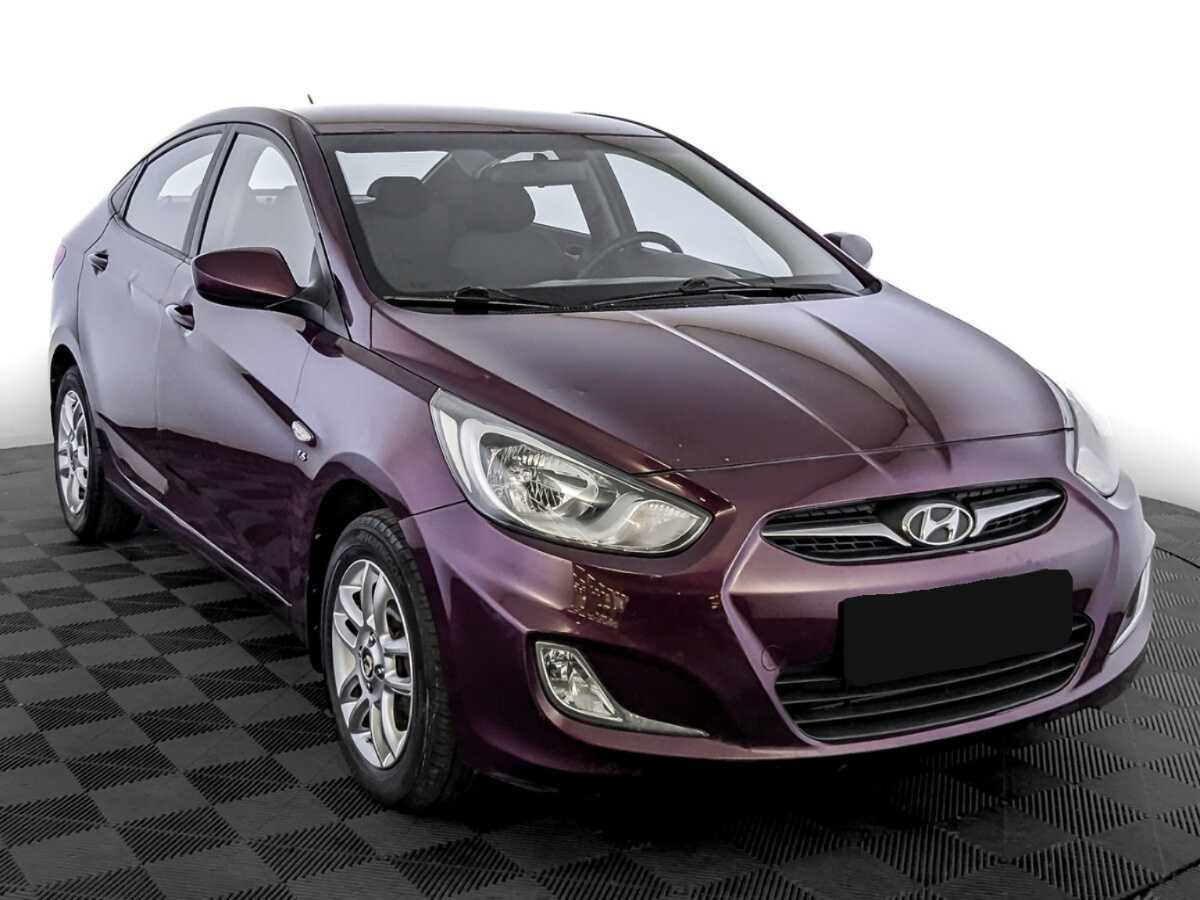 Hyundai Solaris, 2012 - фото №3