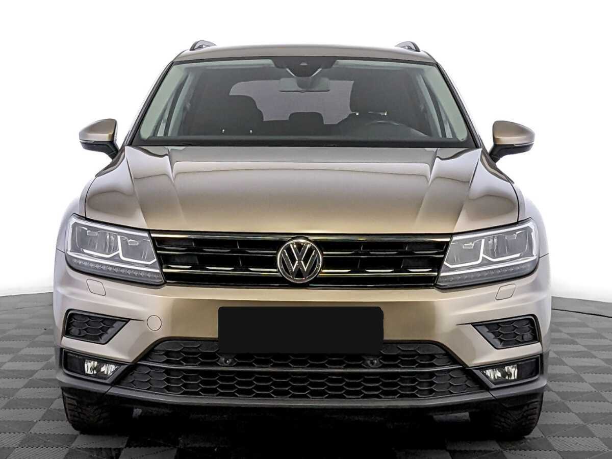 Volkswagen Tiguan, 2020 - фото №2