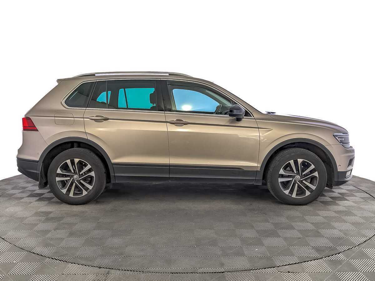 Volkswagen Tiguan, 2019 - фото №4