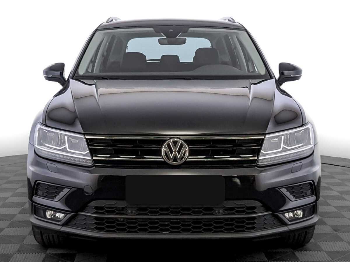 Volkswagen Tiguan, 2020 - фото №2
