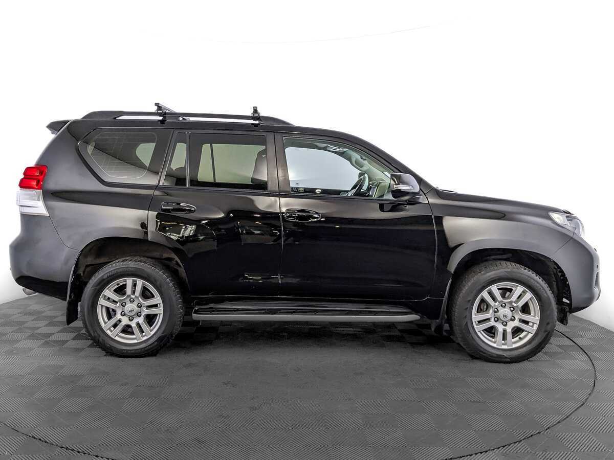 Toyota Land Cruiser Prado, 2012 - фото №4